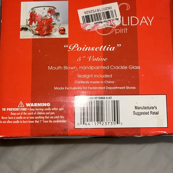 Used great condition Macy’s Holiday Spirit 5” Poinsettia Votive crackle Glass - Picture 6 of 9